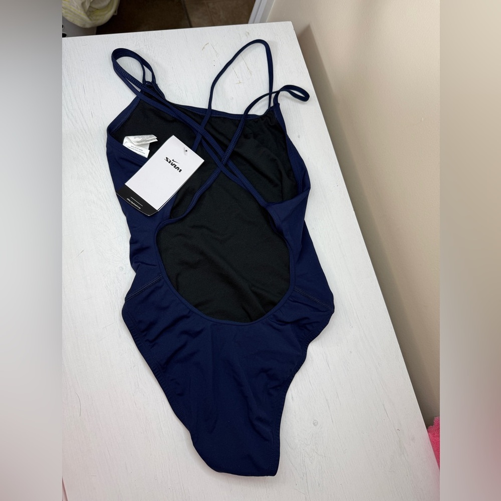 Nike Women's Hydrastrong Solid Spiderback One Piece Navy NWT - Picture 10 of 14